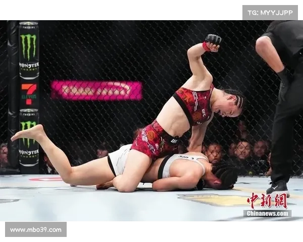 UFC历史性时刻:张伟丽在首场“中国德比”中击败闫晓楠成功卫冕(张伟丽卫冕ufc冠军即评) UFC历史性时刻:张伟丽在首场“中国德比”中击败闫晓楠成功卫冕(张伟丽卫冕ufc冠军即评)